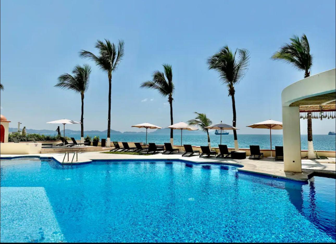 Beautiful Apartment Beach Front, Big Pool Manzanillo Exterior photo