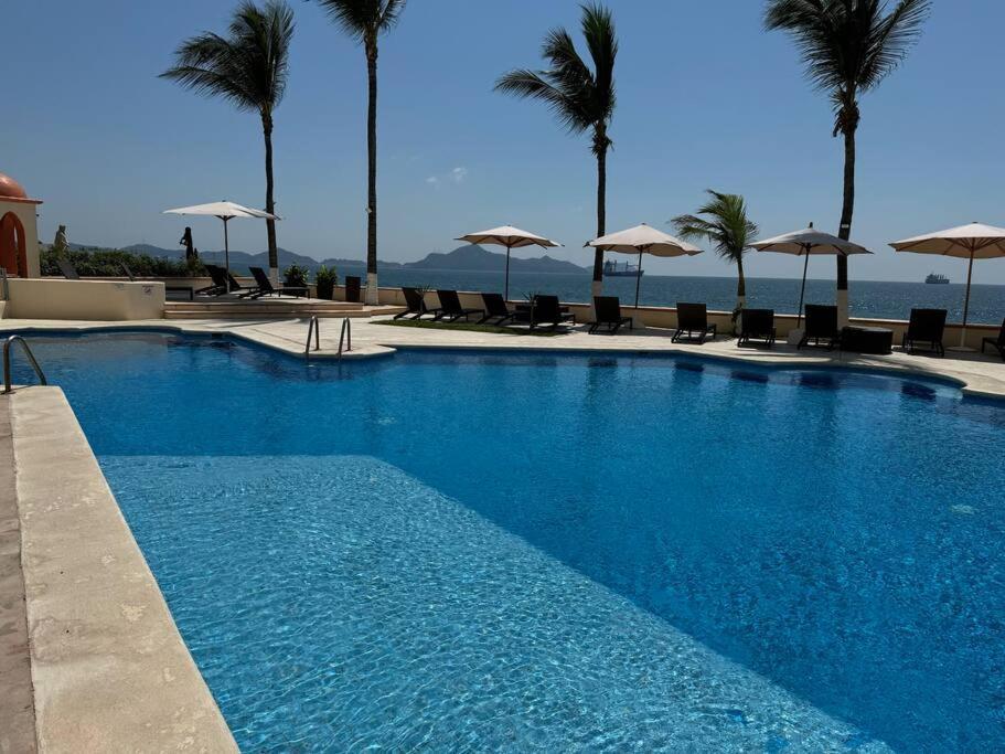 Beautiful Apartment Beach Front, Big Pool Manzanillo Exterior photo