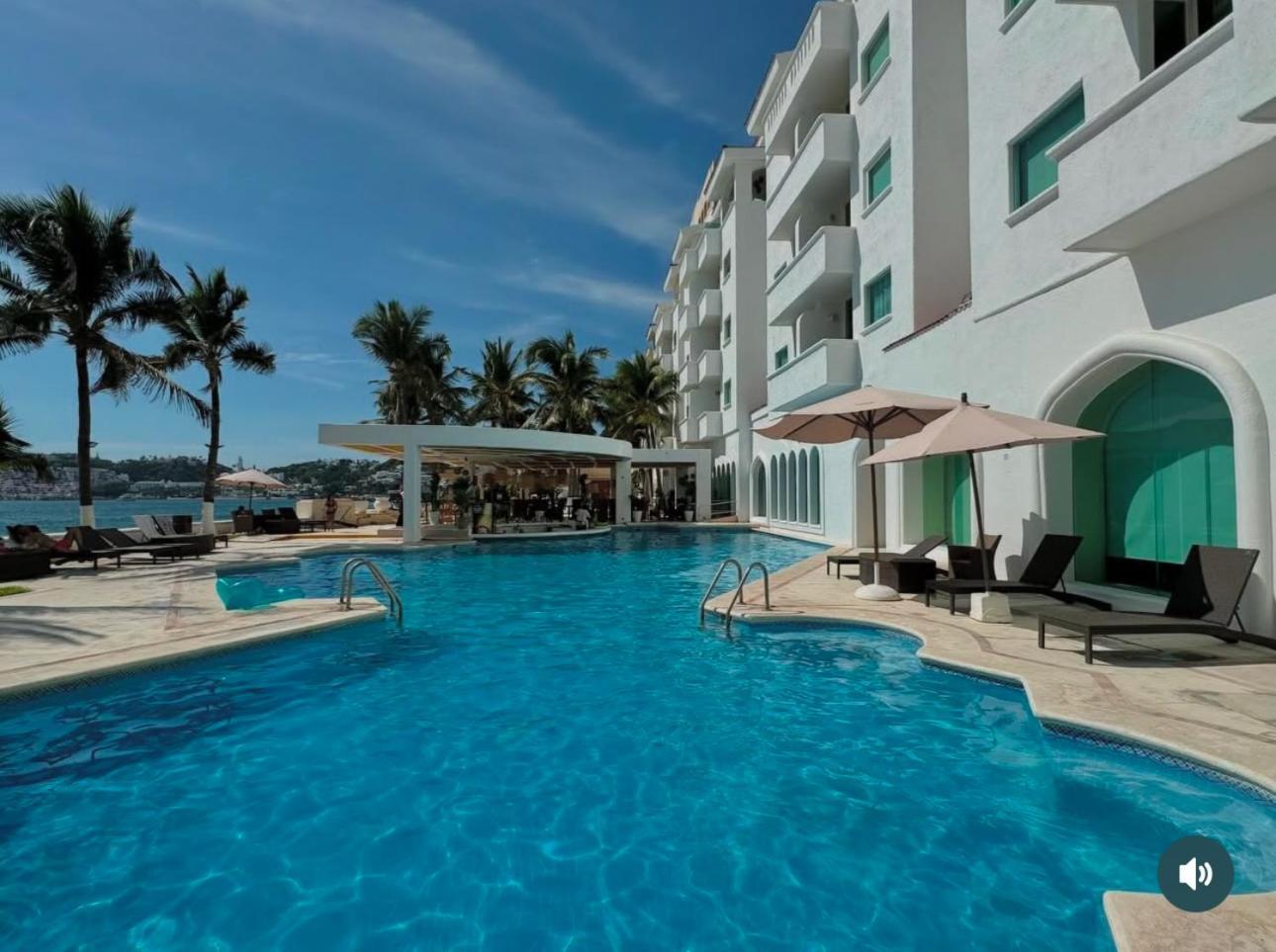 Beautiful Apartment Beach Front, Big Pool Manzanillo Exterior photo